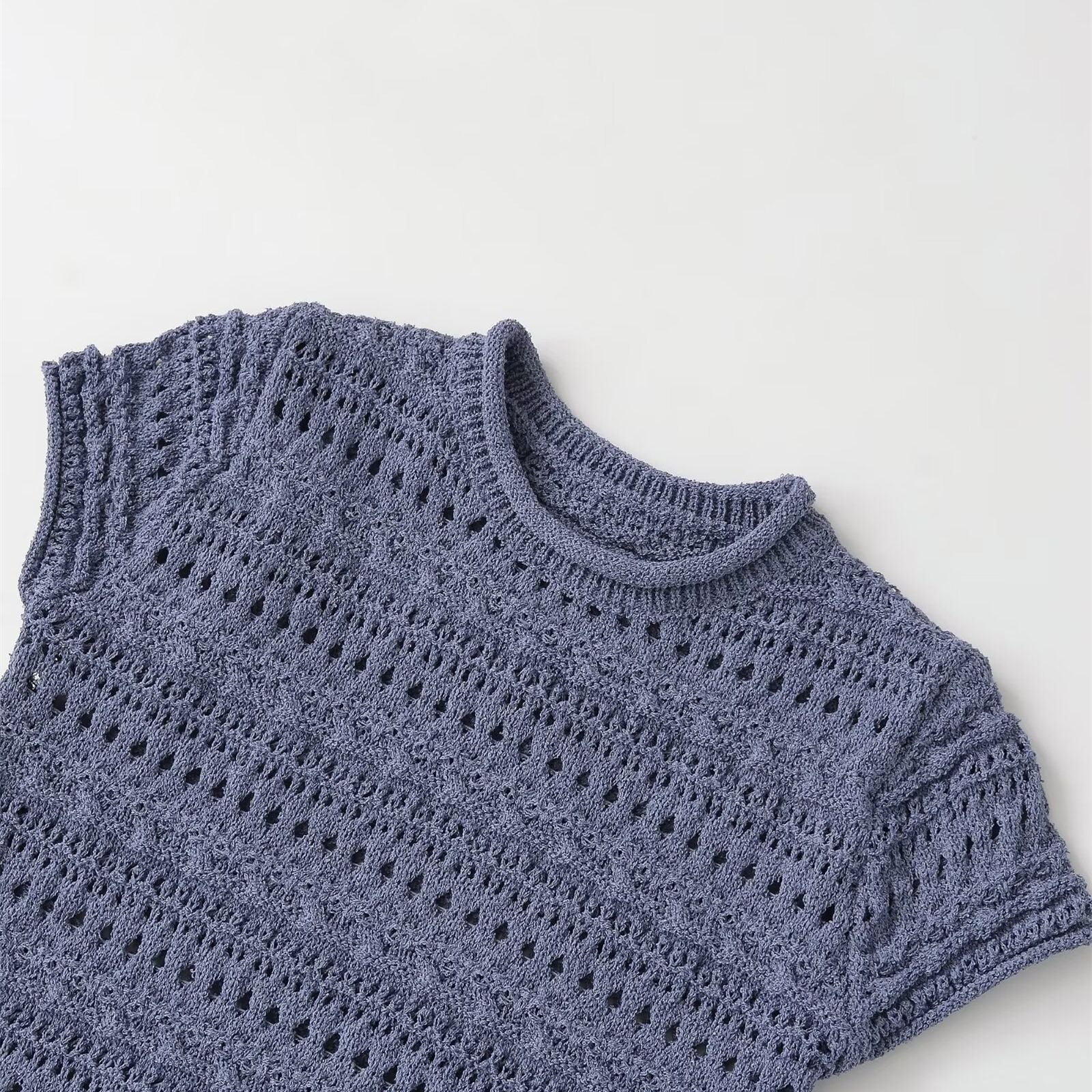 Damen Häkeloberteil mit strukturiertem Design und kurzen Ärmeln R&B
