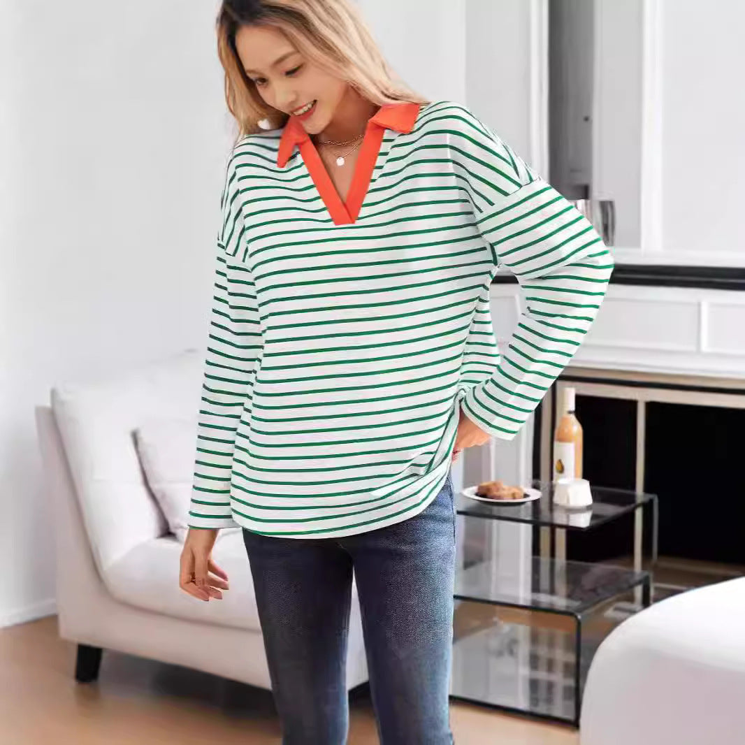 Damen gestreiftes Polo-Shirt mit V-Ausschnitt und kontrastierendem Kragen R&B