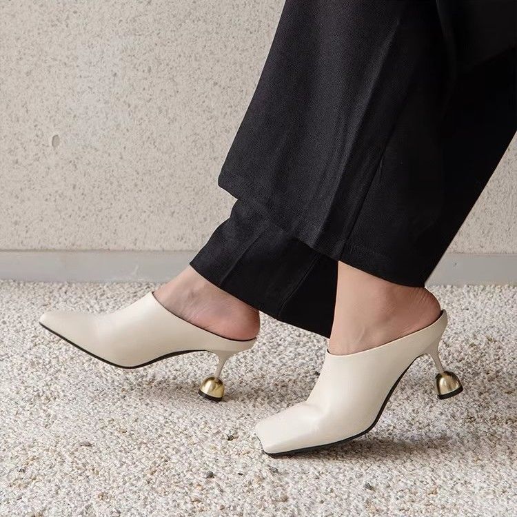 Damen elegante Mules mit goldenen Absatzakzenten R&B