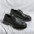 Herren Schnürschuhe mit modischem Broguemuster von