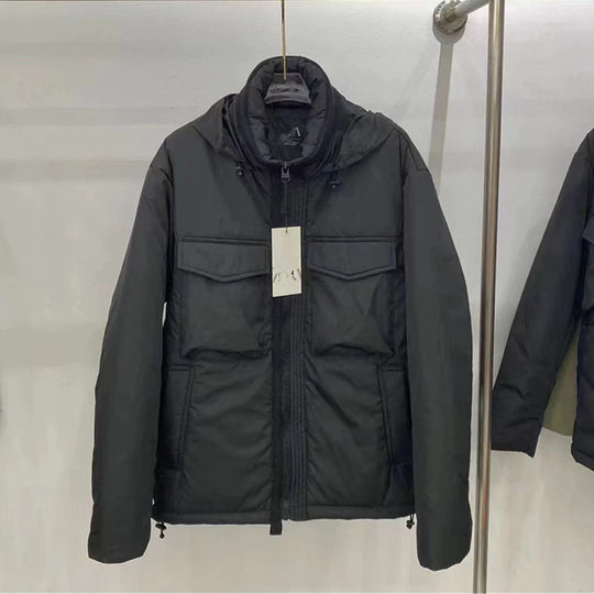 Herren lässige Outdoorjacke mit abnehmbarer Kapuze und großzügigen Taschen Hedi-Mode