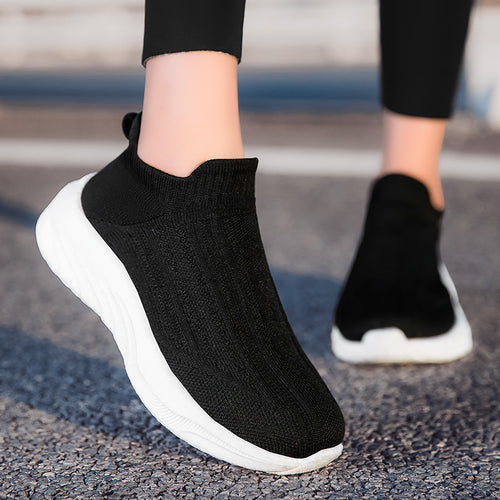 Damen Strick-Sneaker mit rutschfestem Profil und atmungsaktiver Obermaterialstruktur R&B