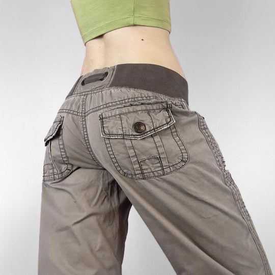 Damen lässige Flared Jeanshose mit hohem Bund und weitem Bein R&B