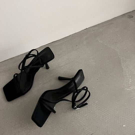 Damen elegante High Heel Sandalen mit zierlichem Riemendesign R&B