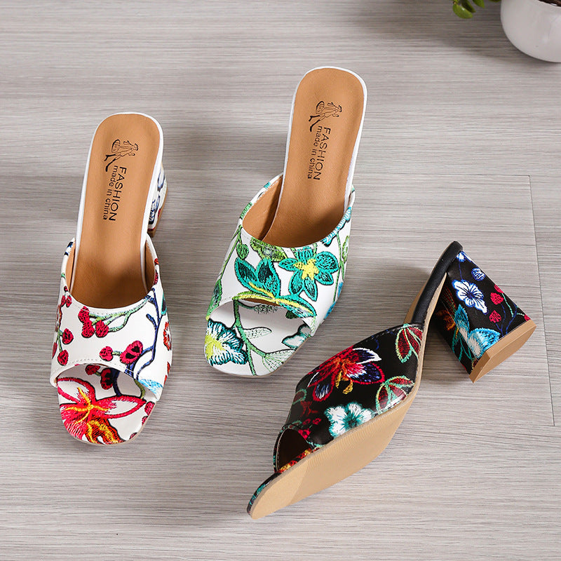 Damen Offene Riemchen-Sandaletten mit floralen Applikationen und modischem Blockabsatz R&B