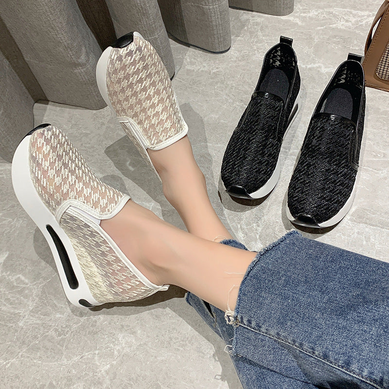 Damen Mode-Sneaker mit innovativem Slip-On Design und hochgezogenem Absatz R&B