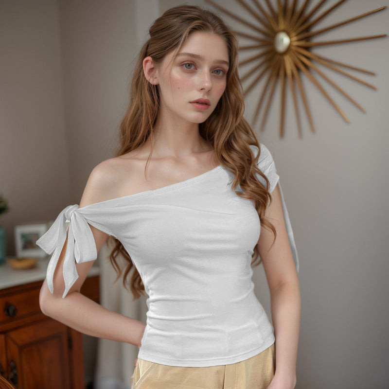 Damen Off-Shoulder Oberteil mit lässiger Schnittführung und dekorativem Knoten R&B