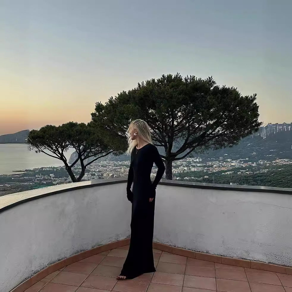 Damen Elegantes Langarm-Minikleid mit figurbetonter Silhouette und asymmetrischem Saum R&B