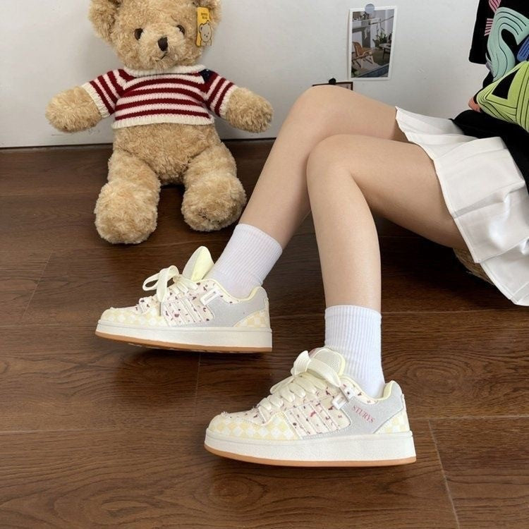 Damen Sportliche Sneakers im charmanten Design R&B