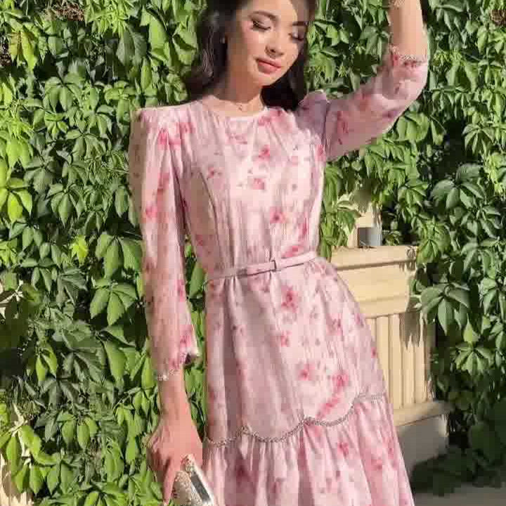 Damen Elegantes Maxikleid mit Spitzenärmeln und floralem Muster R&B