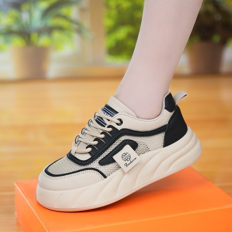 Damen Sportliche Sneaker mit atmungsaktiver Mesh-Oberfläche und dämpfendem Sohlenprofil R&B