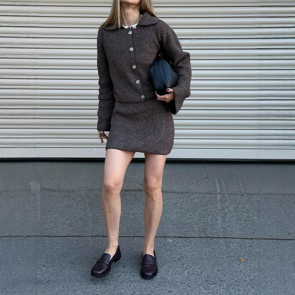 Damen Strickjacke mit modernen Knopfdetails R&B