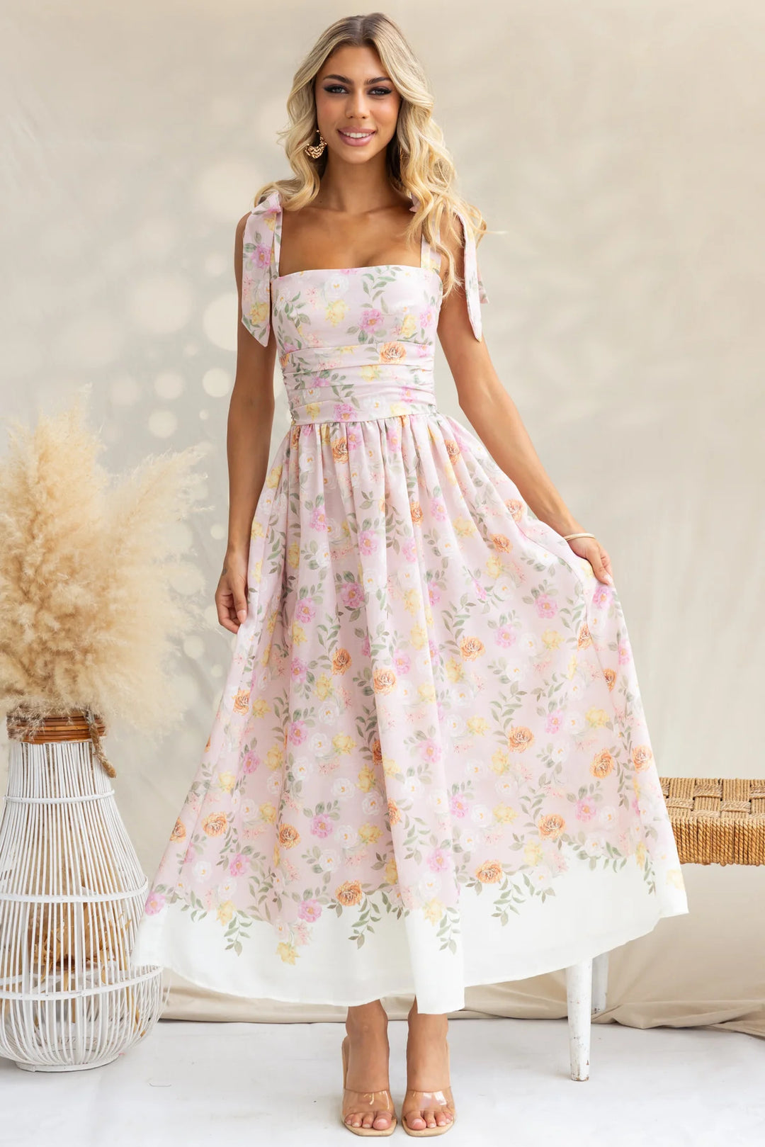 Damen Maxikleid mit verspielten Trägern und floralem Druck R&B