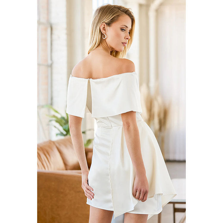 Damen Wickelkleid mit schulterfreiem Design und schwingendem Saum R&B