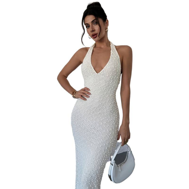 Damen Glamouröses Abendkleid mit hochgeschlossenem Design und funkelnden Perlendetails R&B