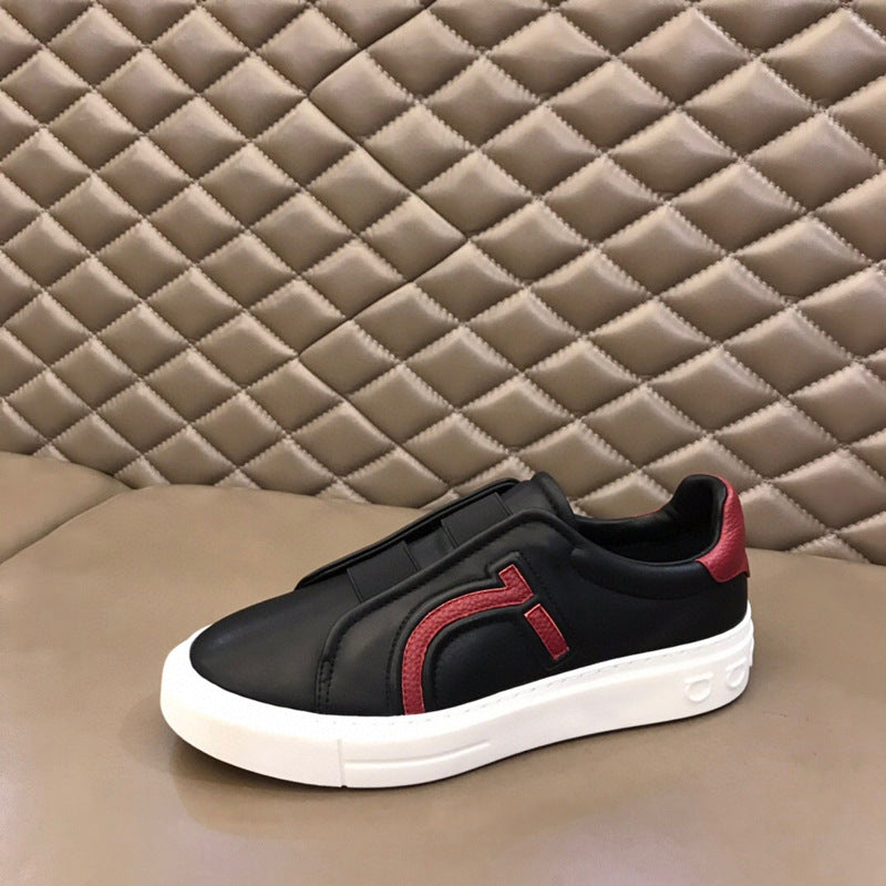 Damen Sneakers mit elastischem Riemen und komfortabler Sohle von R&B