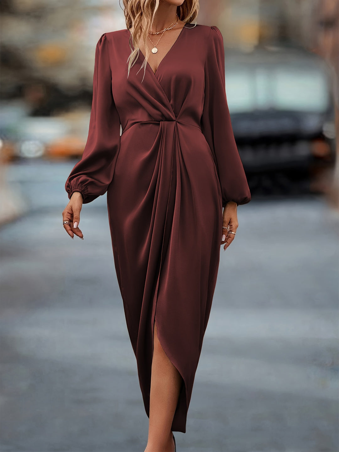 Damen Satin-Maxi-Kleid mit V-Ausschnitt und eleganten Puffärmeln R&B