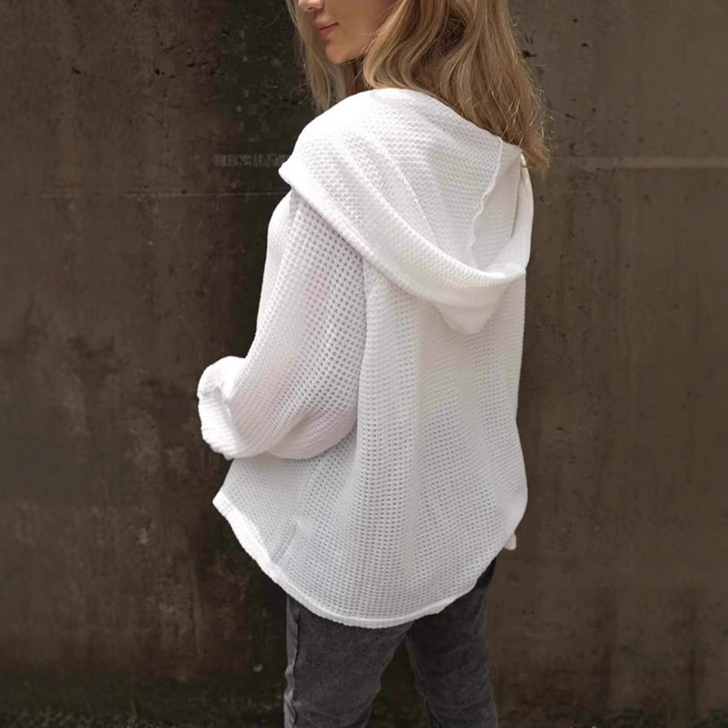Damen lässiger Kapuzenpullover mit strukturiertem Design und Knopfdetails