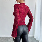 Damen nan tailliertes Spitzen-Langarmoberteil mit geschwungenem V-Ausschnitt, floraler Transparenz und ausgestellten Manschetten R&B
