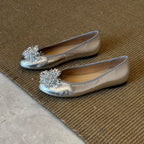 Damen Ballerinas mit außergewöhnlichem Blumendekor und glänzender Oberfläche