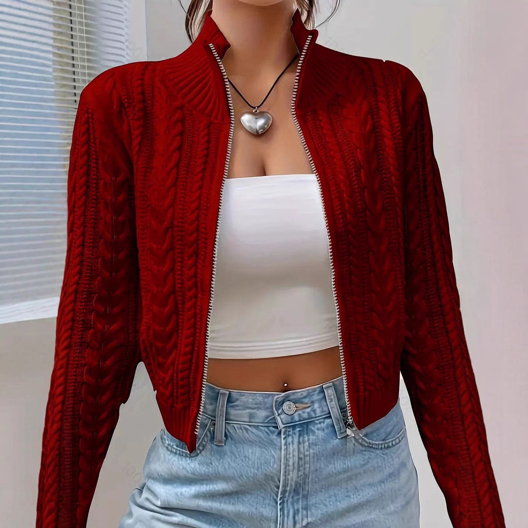 Damen Strickjacke mit elegantem Kabelstrickmuster und moderner Stehkragenoptik R&B