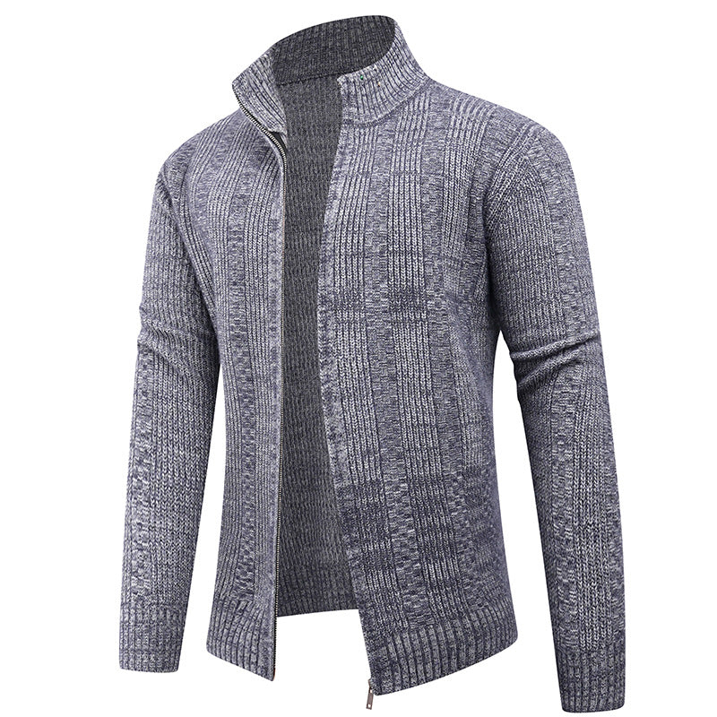 Herren Freizeit Strickjacke mit hohem Kragen und modernem Zipper