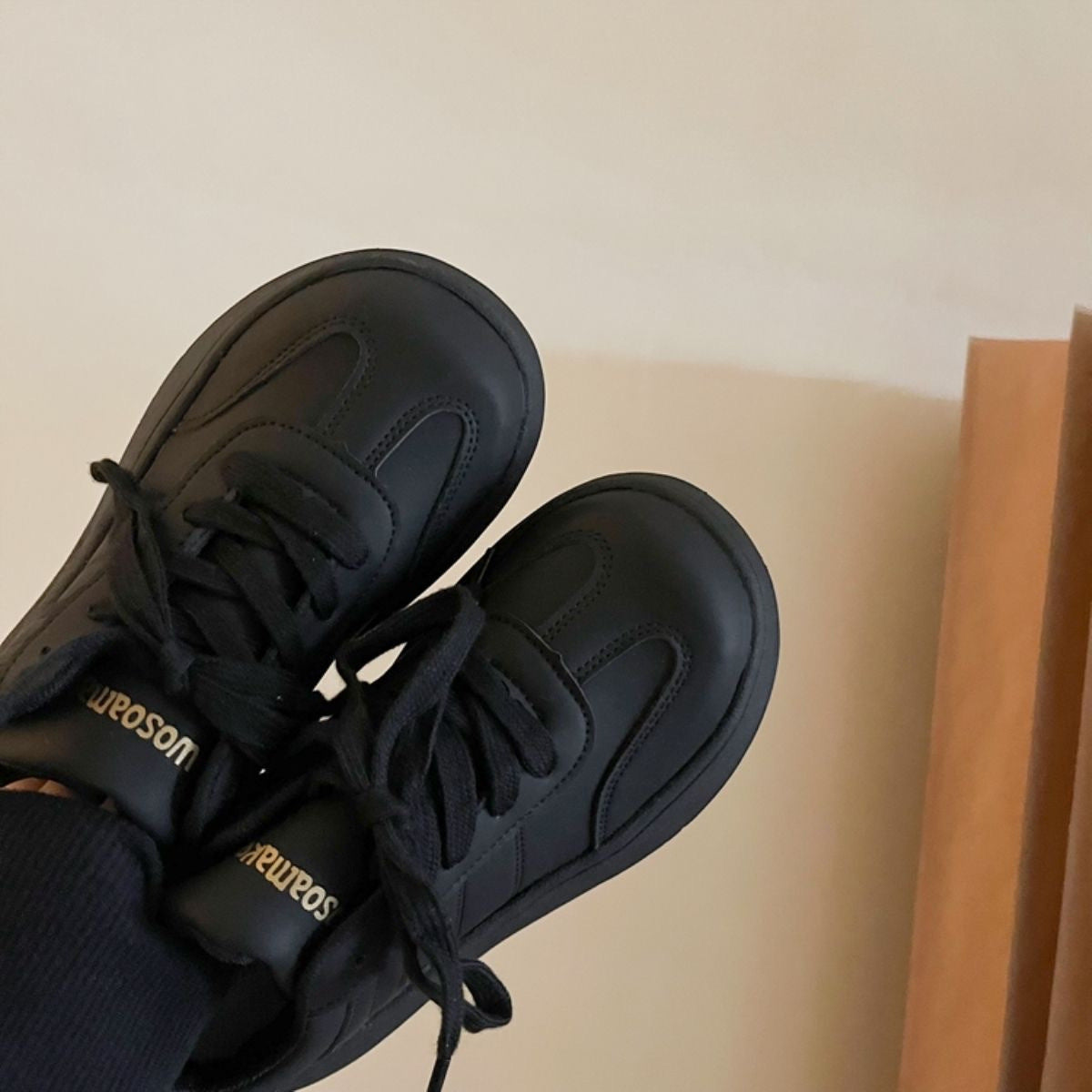 Damen Modische Plateau-Sneaker mit bequemem Schnürsystem und urbanem Design R&B