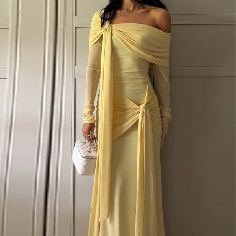 Damen Elegantes, schulterfreies Abendkleid mit raffinierten Drapierungen R&B