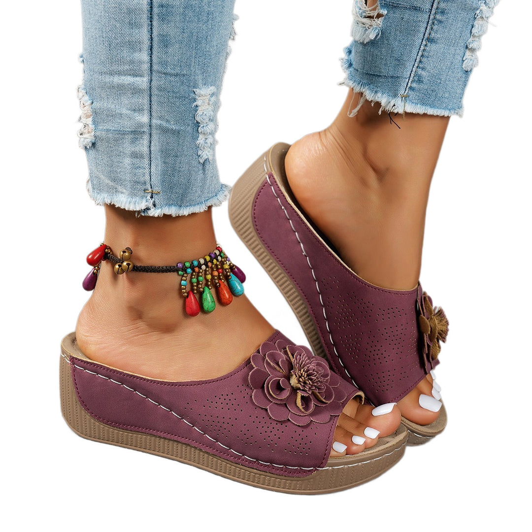Damen Wedge-Sandaletten mit floralen Akzenten und komfortablem Fußbett R&B