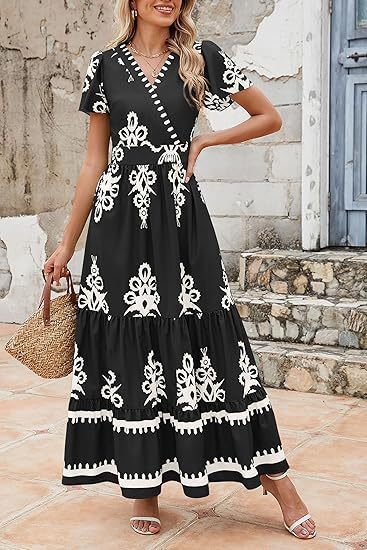 Damen Maxikleid mit V-Ausschnitt und kontrastierenden Stickdetails R&B