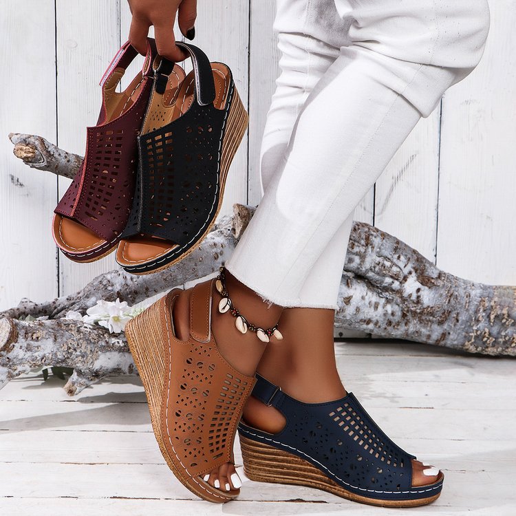 Damen Wedge-Sandalen mit luftiger Perforation und anatomischem Fußbett R&B