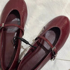 Damen Ballerinas mit verstellbarem Riemen und glänzender Oberfläche R&B