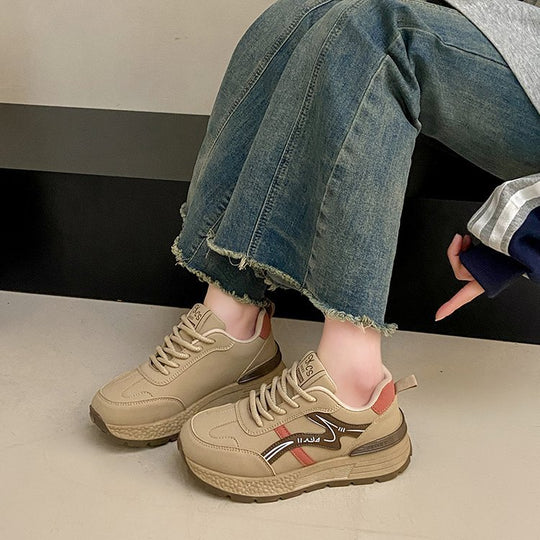 Damen modische Sneakers mit dicker Laufsohle und innovativer Fußbetttechnologie R&B