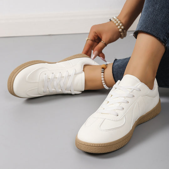 Damen Sneakers mit klassischer Schnürung und rutschfester Sohle R&B