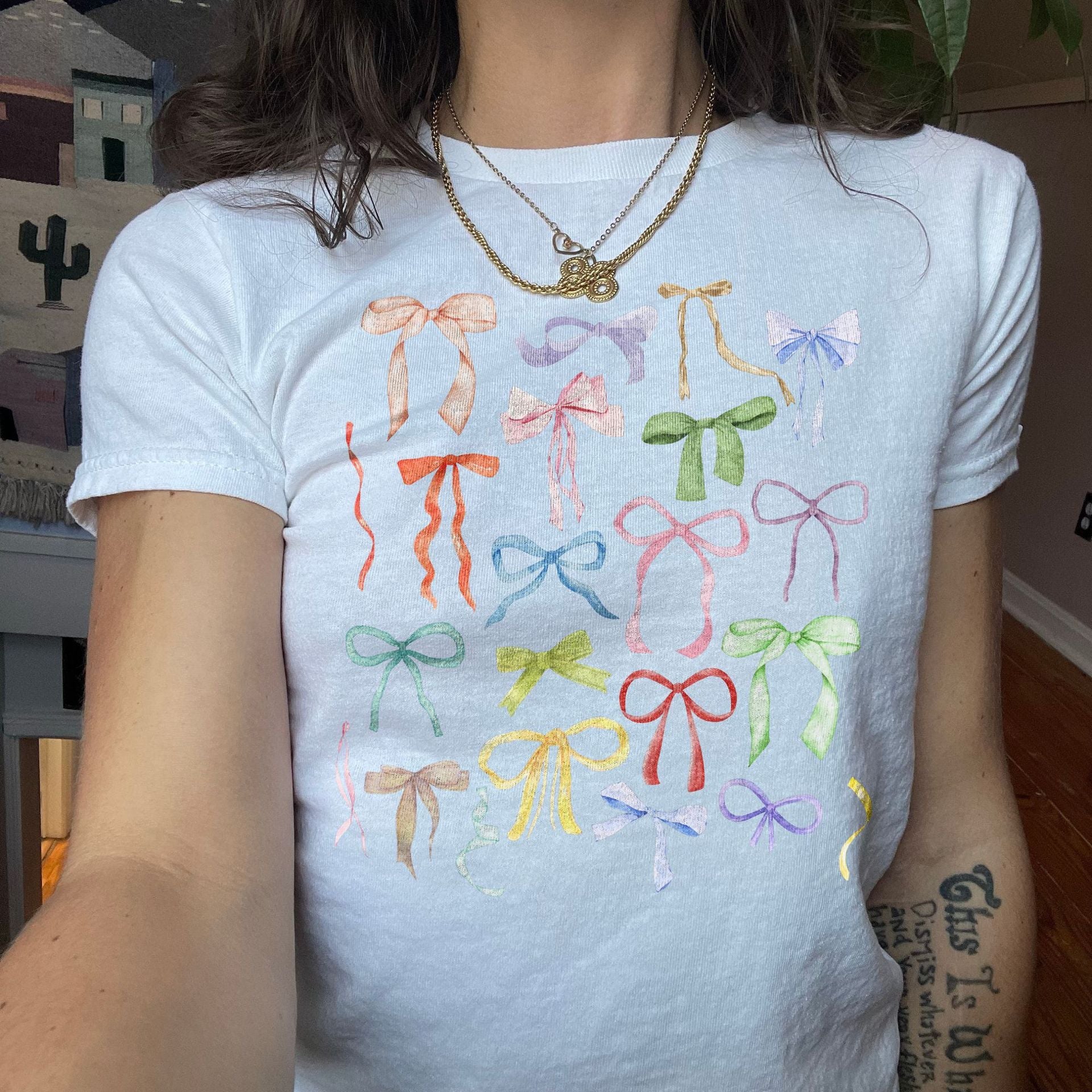 Damen T-Shirt mit flauschigem Schleifenmotiv R&B