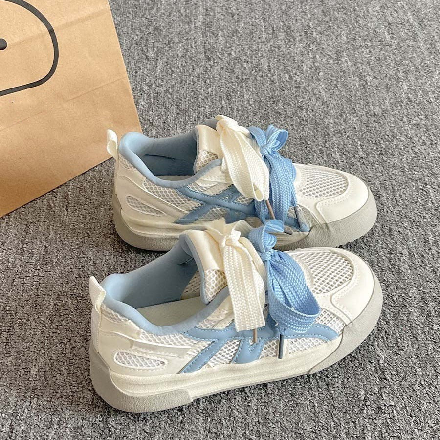 Damen Sportliche Sneakers mit atmungsaktiven Netzmaterialien und bunten Schnürsenkeln R&B