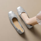 Damen Ballerinas aus hochwertigem Leder mit filigranem Schleifendetail