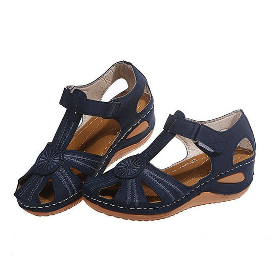 Damen Komfortable Sandaletten mit luftigen Cut-Outs und verstellbarem Riemen R&B
