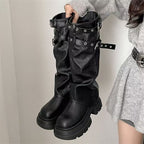 Damen Plateau-Stiefel mit modischem Schnallenverschluss und eleganter Faltenoptik R&B