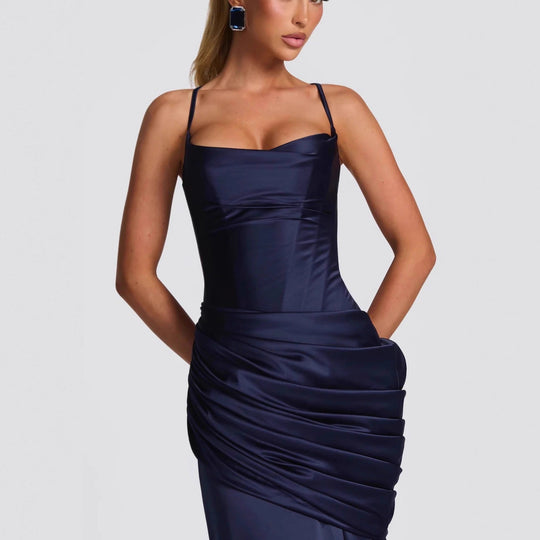 Damen elegantes Abendkleid mit raffinierten Drappierungen R&B