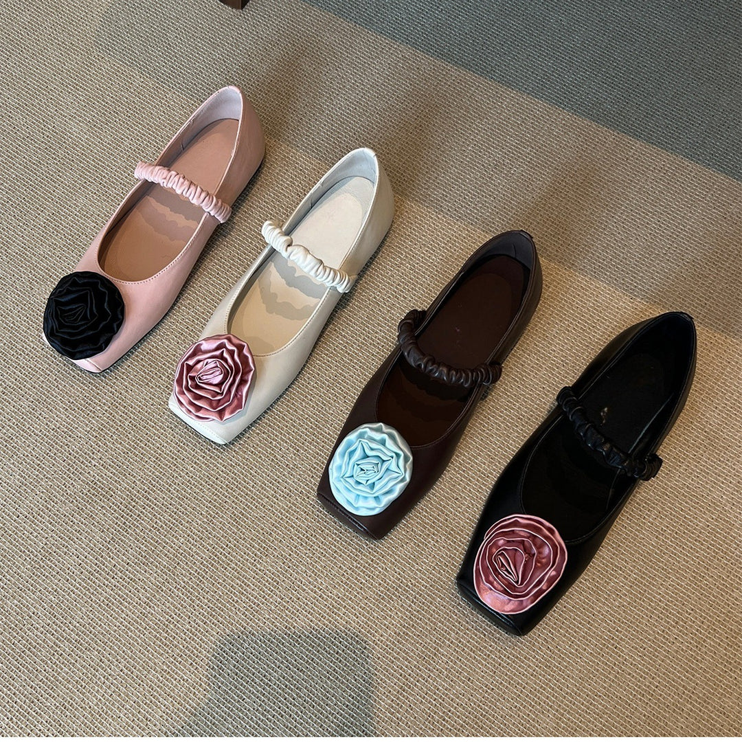 Damen Ballerina-Schuhe mit floralem Design und elegantem Riemen R&B