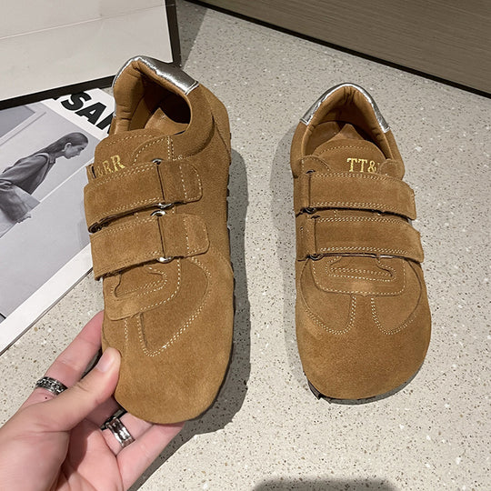 Damen Sportliche Velours Sneaker mit verstellbarem Klettverschluss und ergonomischer Sohle R&B