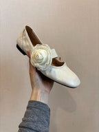 Damen Ballerinas mit floralem Dekor und elastischem Riemen