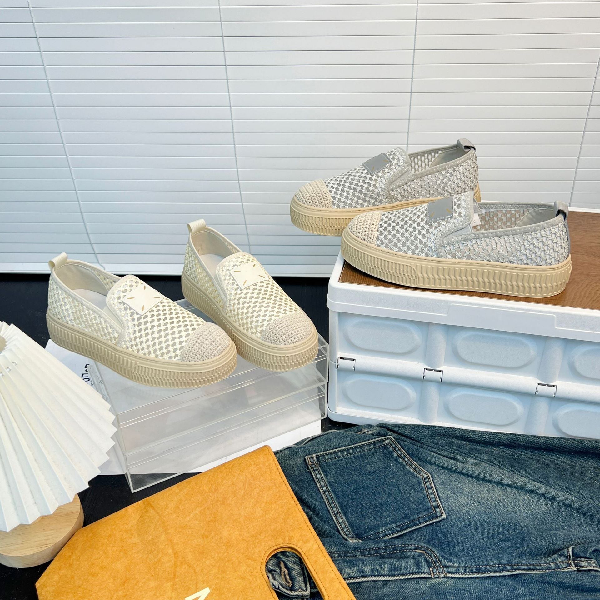 Damen GR&Blümte Slipper mit funkelnder Schnallenverzierung R&B