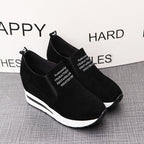 Damen Wedge-Sneaker mit elastischem Einschlupfdesign und modischer Veloursoberfläche