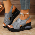 Damen Atmungsaktive Sandalen mit floralem Lochdesign R&B