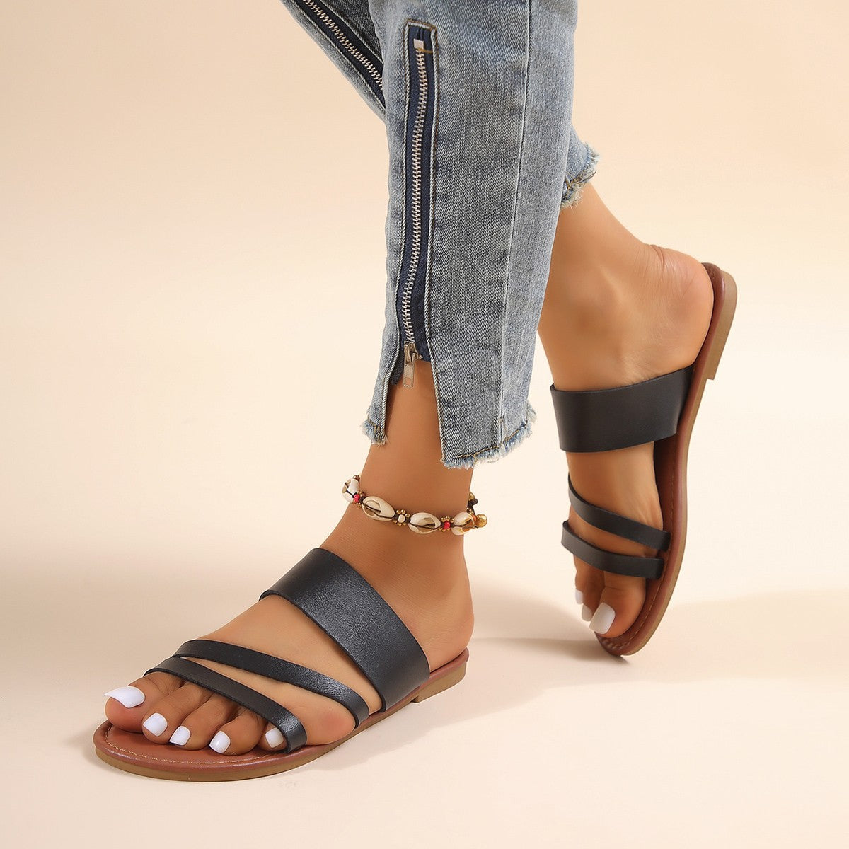 Damen Offene Sandalen mit breiten Riemen und ergonomischer Sohle R&B