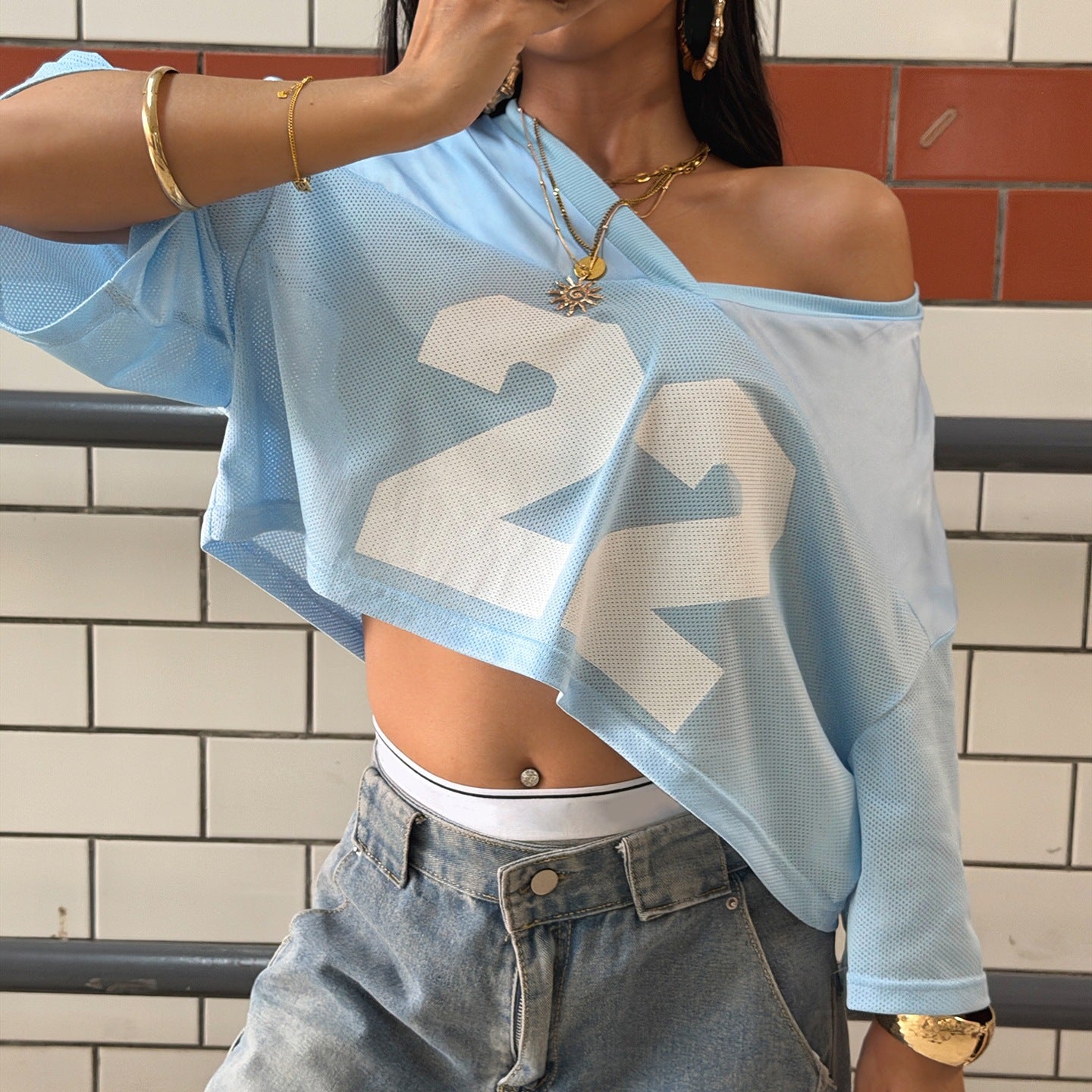 Damen Crop-Top im Sportlichen Design mit V-Ausschnitt und Netzdetails R&B