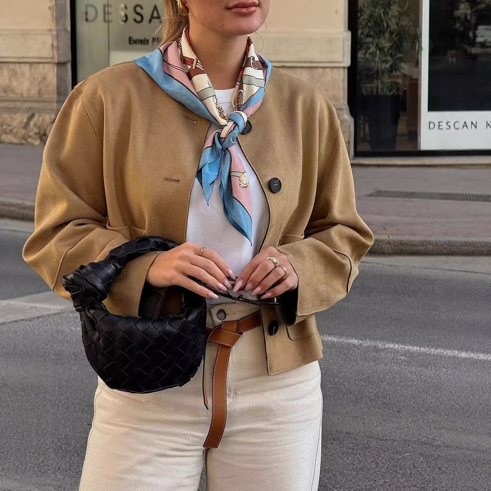 Damen Modische Kurzarmpulloverjacke mit praktischen Taschen und eleganten Knöpfen R&B