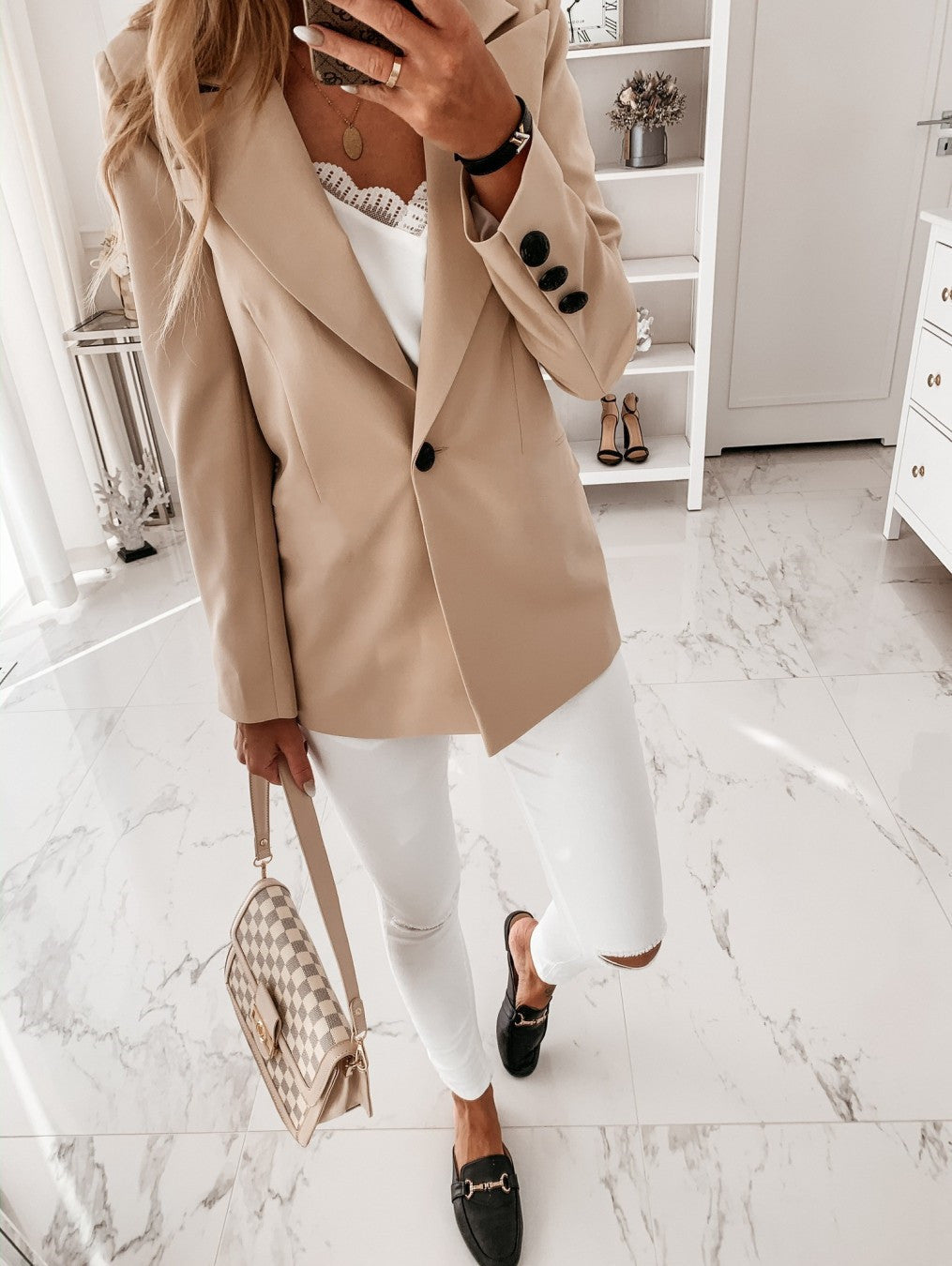 Damen trendiger Blazer-Anzug mit schmalem Schnitt und eleganter Knopfleiste R&B